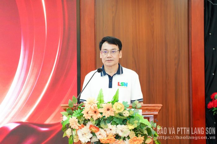 Giám đốc Báo và Phát thanh, Truyền hình Lạng Sơn phát biểu tại chương trình