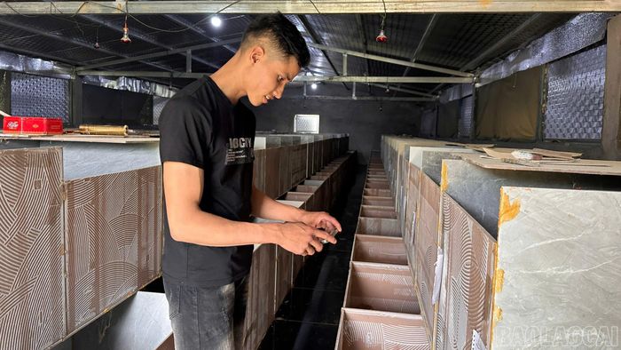 Anh Sử sử dụng mạng xã hội để quảng bá sản phẩm dúi thương phẩm tới khách hàng.