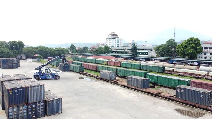 Hoạt động vận tải hàng hóa bằng đường sắt đang đối mặt với một số khó khăn khách quan, tuy nhiên dư địa phát triển còn rất lớn.