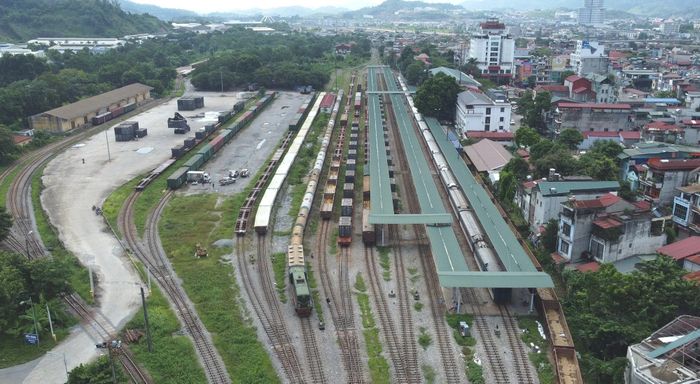Ga Lào Cai còn là đầu mối quan trọng trên tuyến liên vận quốc tế Việt Nam - Trung Quốc