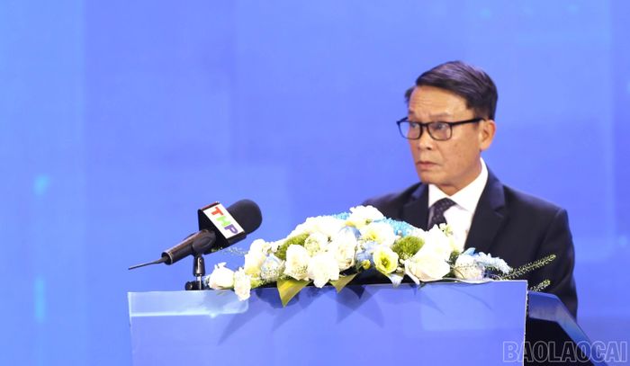 Phó Chủ tịch Thường trực Hội Nhà báo Việt Nam Nguyễn Đức Lợi phát biểu tại lễ bế mạc.