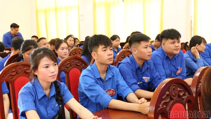 Các đại biểu dự ngày hội.