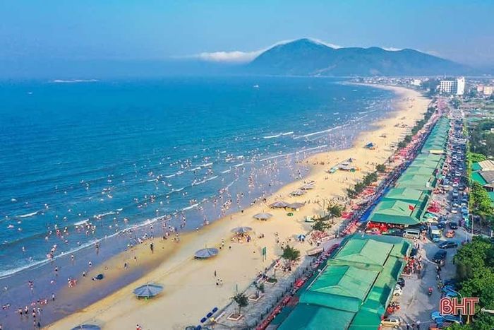 Một góc biển Thiên Cầm. Ảnh: Báo Hà Tĩnh