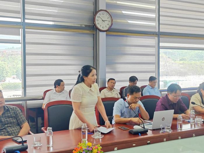 Đại diện các cơ quan, đơn vij của tỉnh Lào Cai trao đổi ý kiến tại buổi làm việc.