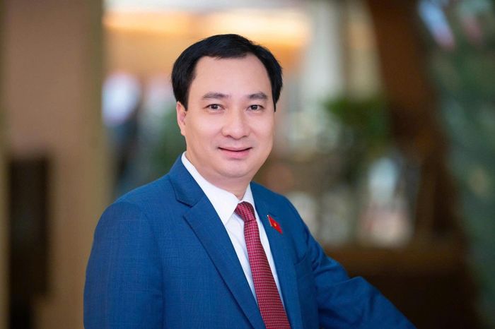 TS Vũ Văn Tiến, Đại biểu Quốc hội khóa XVI, Ủy viên chuyên trách Ủy ban Văn hóa và Xã hội của Quốc hội.