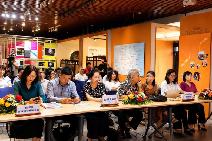 Các đại biểu tham dự hội thảo