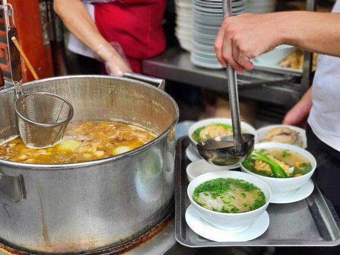 Phở gà Huyền Hương