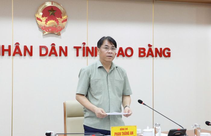 Bí thư Tỉnh ủy, Chủ tịch HĐND tỉnh Phan Thăng An kết luận phiên trù bị.