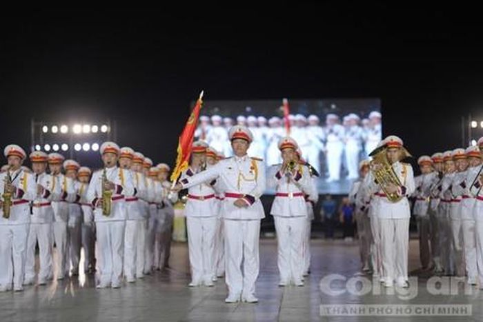 Biểu diễn quân nhạc CAND tại lễ khai mạc