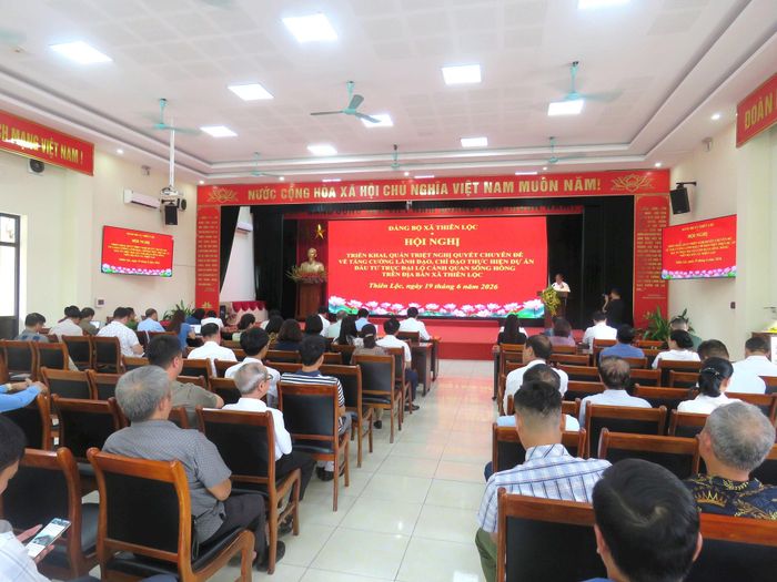 Đảng bộ xã Thiên Lộc quán triệt Nghị quyết chuyên đề thực hiện Dự án Trục Đại lộ cảnh quan sông Hồng. Ảnh: PV