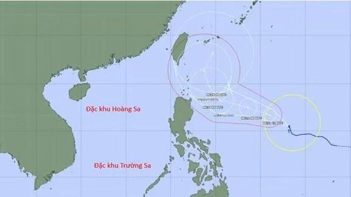 Bão Mekhala đang hoạt động gần Biển Đông. Ảnh: Cục Khí tượng Thủy văn.