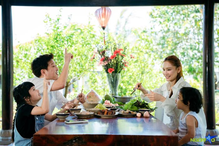 Là những ngôi sao hạng A, sở hữu khối tài sản lớn nên cả Nhã Phương và Trường Giang đều là những người sớm sở hữu cuộc sống nhiều người mơ ước.