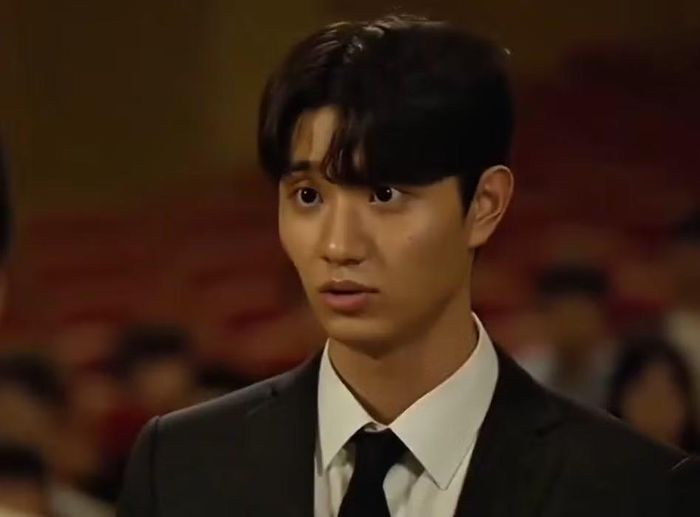 Kim Jae Won làm cameo trong phần 1.