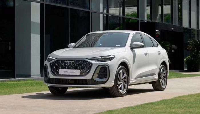 Sự xuất hiện của Audi Q5 thế hệ mới giúp khách hàng Việt có thêm lựa chọn trong phân khúc SUV hạng sang cỡ trung.