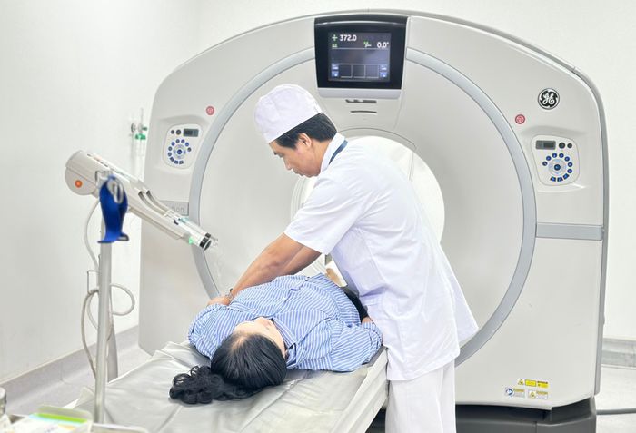  Bệnh nhân chụp CT-scan tại BVĐK khu vực Thủ Đức. Ảnh: THẢO PHƯƠNG 