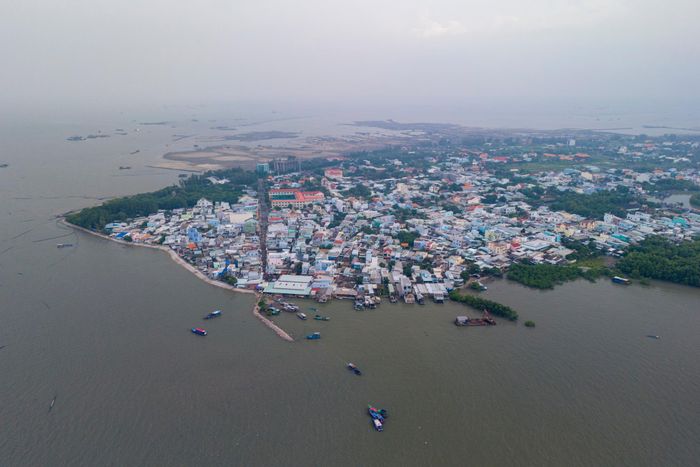  "Ốc đảo" Cần Giờ đã chuyển mình mạnh mẽ. Ảnh: Quỳnh Danh. 
