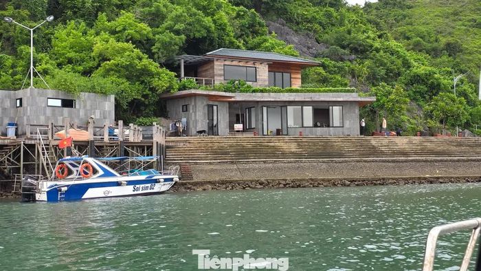 Các công trình kiến trúc hài hòa với thiên nhiên.