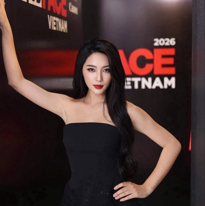 Vừa qua, người đẹp xứ Tuyên gây chú ý khi xuất hiện tại chương trình The Face Vietnam 2026. Tại vòng tuyển chọn ngày 7/6 ở Hà Nội, cô gây chú ý khi diện trang phục truyền thống. Cô được giám khảo đánh giá có nhiều tiềm năng làm người mẫu.