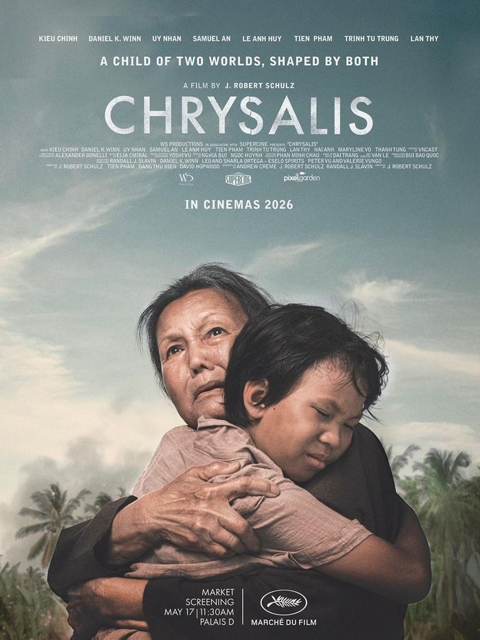 "Chiếc kén" (Chrysalis) của đạo diễn J. Robert Schulz kể câu chuyện về Daniel, cậu bé rời Sài Gòn sang Hoa Kỳ sau chiến tranh và lớn lên cùng những ký ức chưa bao giờ khép lại về người bà ở quê nhà