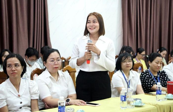 Học viên chia sẻ tại chương trình
