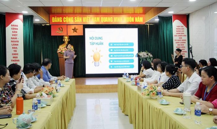 Cán bộ, viên chức, người lao động bảo tàng tham gia tập huấn