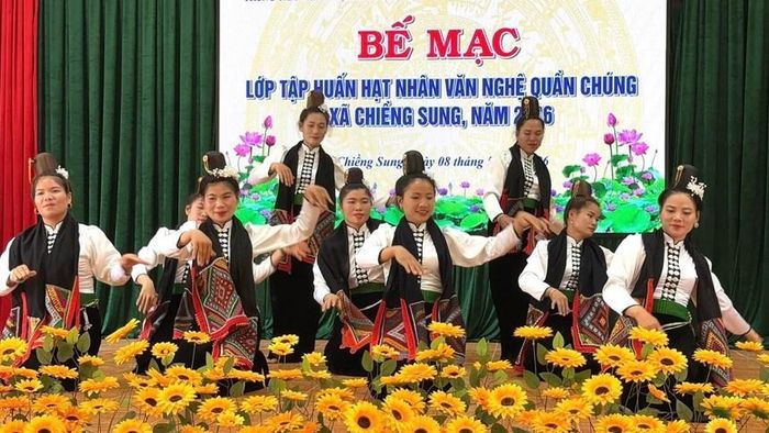 Tại Sơn La, phong trào, hoạt động văn hóa được triển khai sôi nổi, góp phần bảo tồn, phát huy nét đẹp văn hóa truyền thống đặc sắc