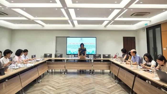 Thứ trưởng Tư pháp Đặng Hoàng Oanh phát biểu tại cuộc họp. (Ảnh: TL)