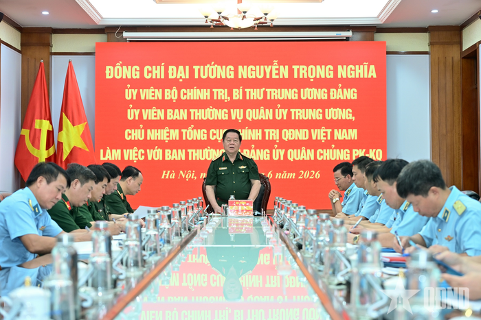 Đại tướng Nguyễn Trọng Nghĩa chủ trì buổi làm việc.