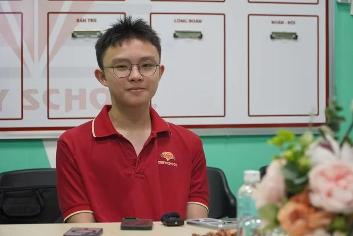 Em Nguyễn Đăng Phúc thủ khoa lớp 10 TPHCM năm học 2026-2027.