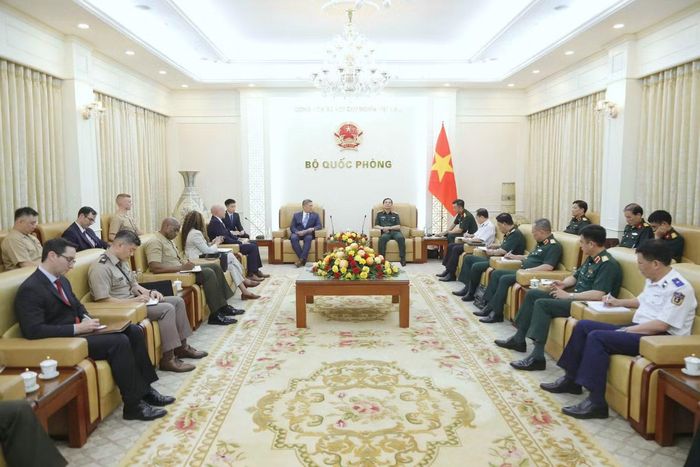 Buổi tiếp diễn ra tại trụ sở Bộ Quốc phòng Việt Nam.