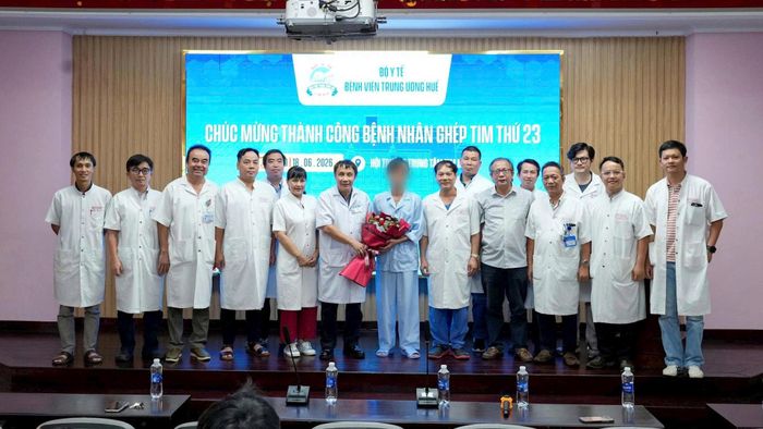 Bệnh nhân ghép tim hồi phục và ra viện.