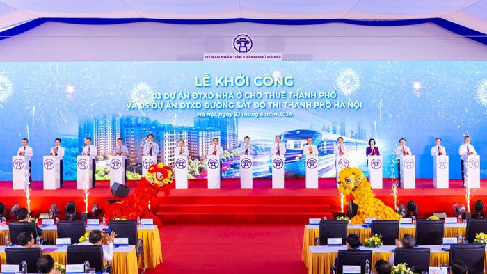 Hà Nội đã chính thức khởi công 5 tuyến đường sắt đô thị tiếp theo do Ban Quản lý đường sắt đô thị Hà Nội làm Chủ đầu tư, liên danh Vinhomes - VinSpeed làm tổng thầu EPC, dự kiến hoàn thành vào năm 2030.