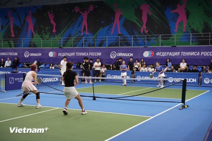 Hơn 100 vận động viên tham gia thi đấu vòng loại tại giải Vitar Open 2026. (Ảnh: Văn Hiếu)