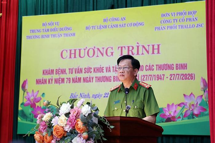 Đại tá Trần Đình Đức, Phó Tư lệnh Cảnh sát cơ động, Bộ Công an phát biểu tại chương trình.