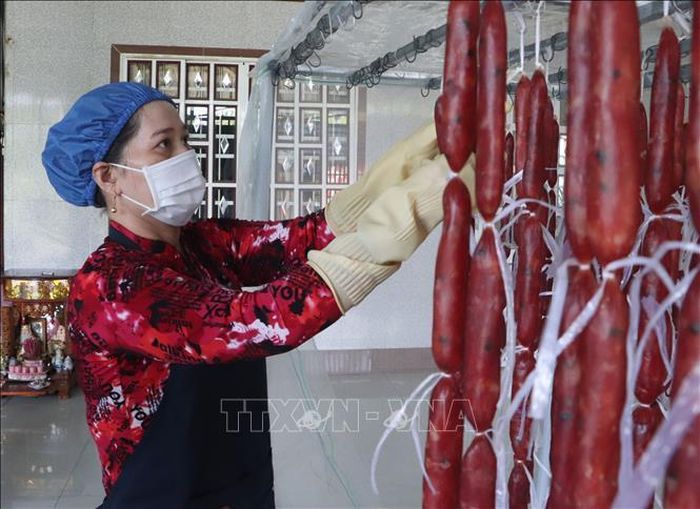Tỉnh Cà Mau khuyến khích hộ kinh doanh mở rộng quy mô sản xuất chuyển thành doanh nghiệp nhỏ và vừa.
