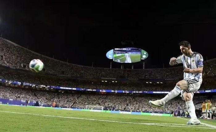 Các ngôi sao như Messi, Haaland, Mbappe đang đạt phong độ cao. Ảnh: Reuters.