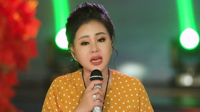 Nghệ sĩ Lê Giang là một giọng ca cải lương từng rất thành công.