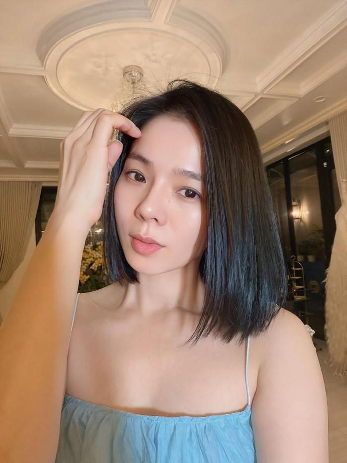 Người hâm mộ hy vọng Lệ quyên giữ sức khỏe khi lịch trình làm việc dày đặc.