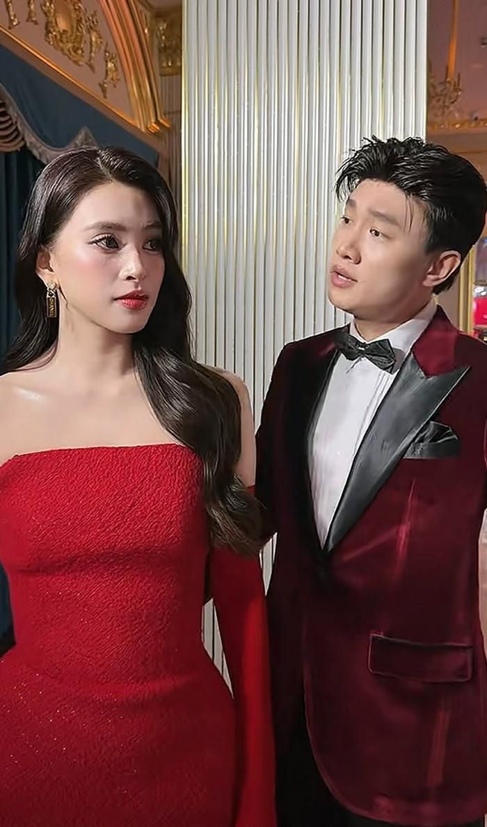 Thời gian gần đây, Quốc Trường và Tiểu Vy thường xuyên được nhắc đến cùng nhau khi cùng tham gia dự án phim.