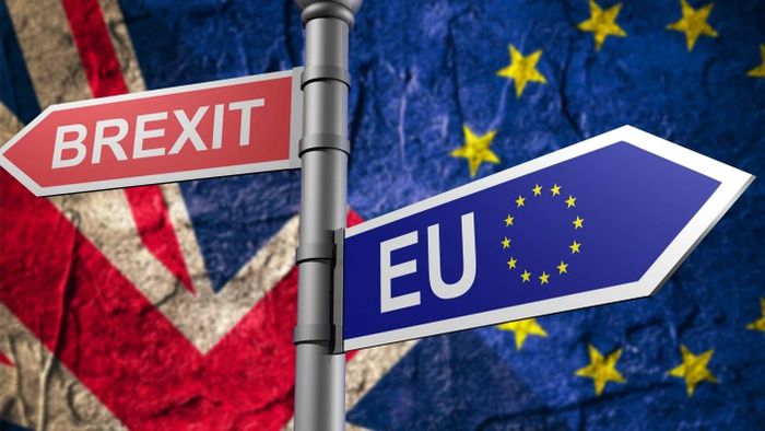 Mười năm sau Brexit, quan hệ giữa Anh và EU không còn ở trạng thái đối đầu căng thẳng, mà đang bước vào một giai đoạn được nhiều nhà quan sát gọi là “tái cân bằng thực dụng”. Ảnh: Briefingsforbritain