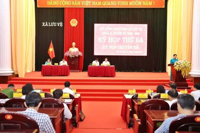 Toàn cảnh kỳ họp.