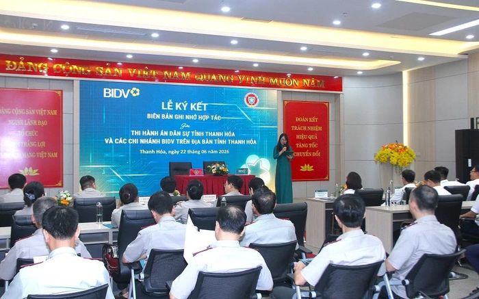 Toàn cảnh lễ ký kết biên bản ghi nhớ hợp tác.