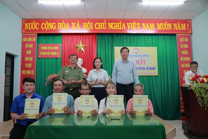 Phường Hội An Đông ra mắt mô hình khu dân cư 4 tự quản tại Tổ dân phố Trường Lệ. Ảnh: H.An