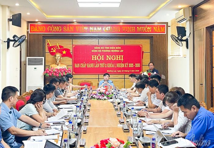 Toàn cảnh hội nghị.