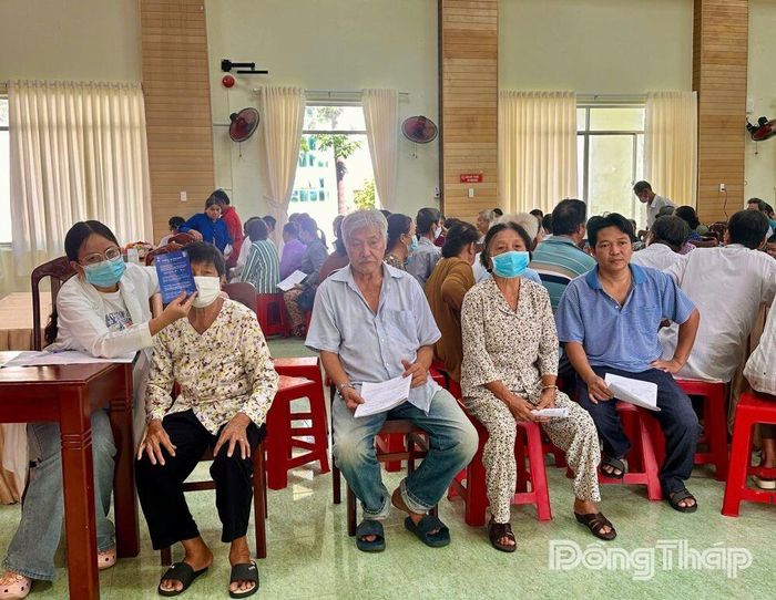 Bên cạnh đội ngũ cán bộ, công chức, học sinh và người lao động, chương trình đặc biệt ưu tiên các nhóm yếu thế.