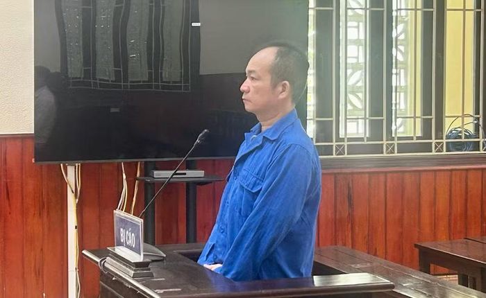 Bị cáo Đặng Hồng Phương bị tuyên án 6 năm tù giam về tội “tổ chức cho người khác nhập cảnh trái phép” tại phiên tòa xét xử sơ thẩm do Tòa án nhân dân tỉnh tổ chức ngày 11-6 . Ảnh: K.A