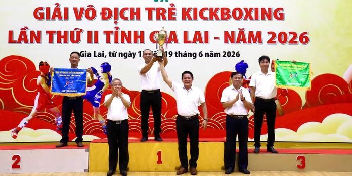 Cuộc đua ngôi đầu toàn đoàn diễn ra gay cấn đến những nội dung cuối cùng, phản ánh sự tiến bộ đồng đều của các đơn vị tham dự. Ảnh: H.V