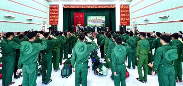 Quang cảnh buổi lễ xuất quân. Ảnh: ĐVCC