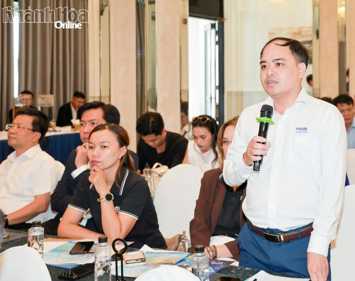 Lãnh đạo Cơ quan thường trú Thông tấn xã Việt Nam tại tỉnh Khánh Hòa đặt câu hỏi.