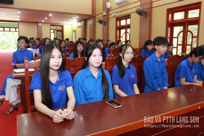 Đại biểu thanh niên dự hội nghị